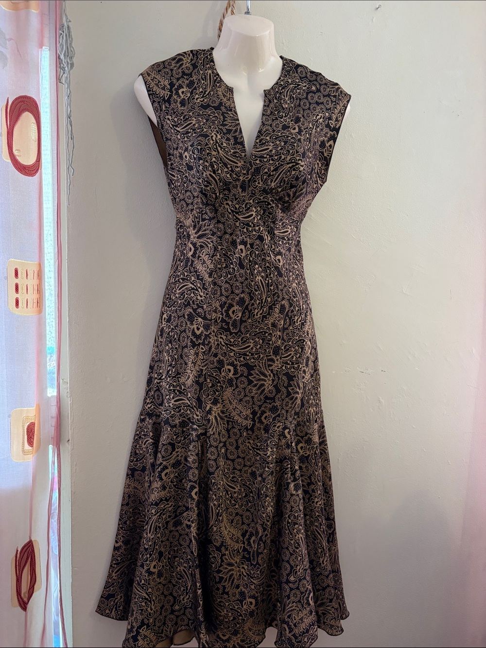 Jacob Black and Tan Paisley-Print Midi Dress. Silk